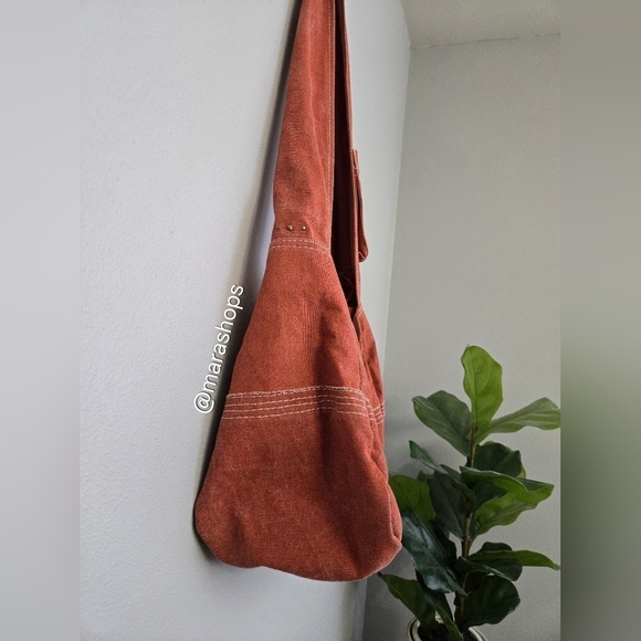 We The Free Waxed Canvas Sling - Picture 4 of 11